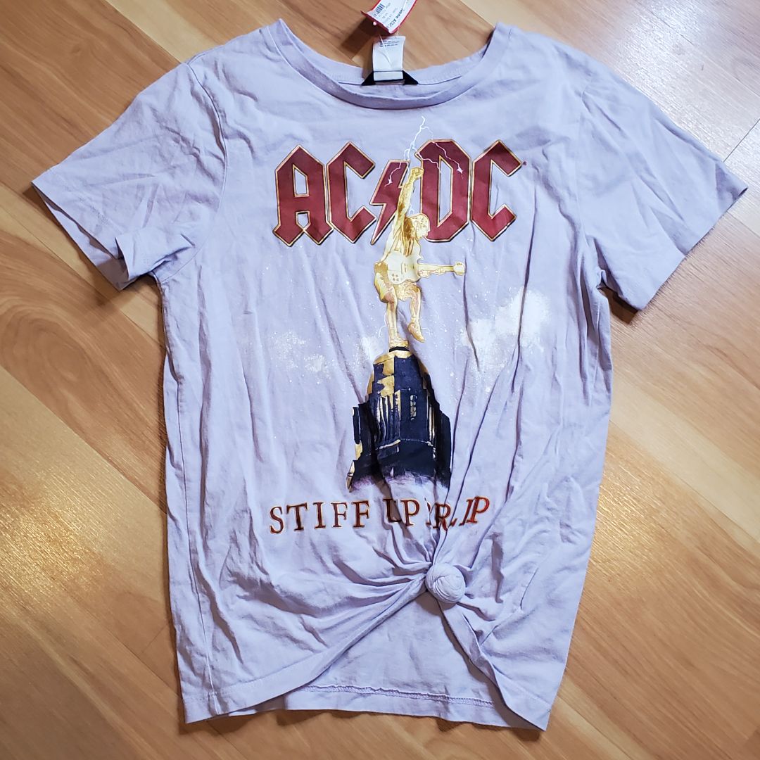 ACDC TEE, 14