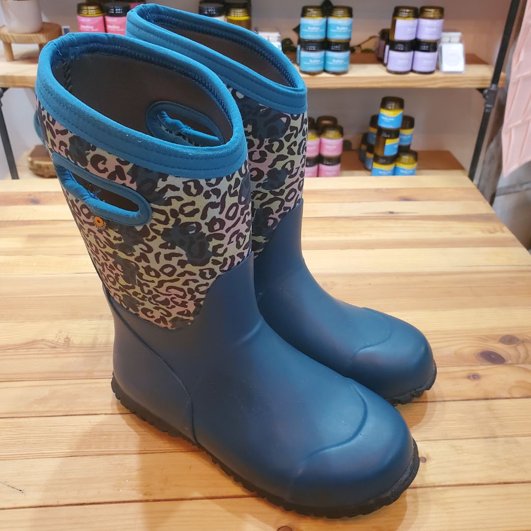 Bogs Snow boot teal cheetah, 3