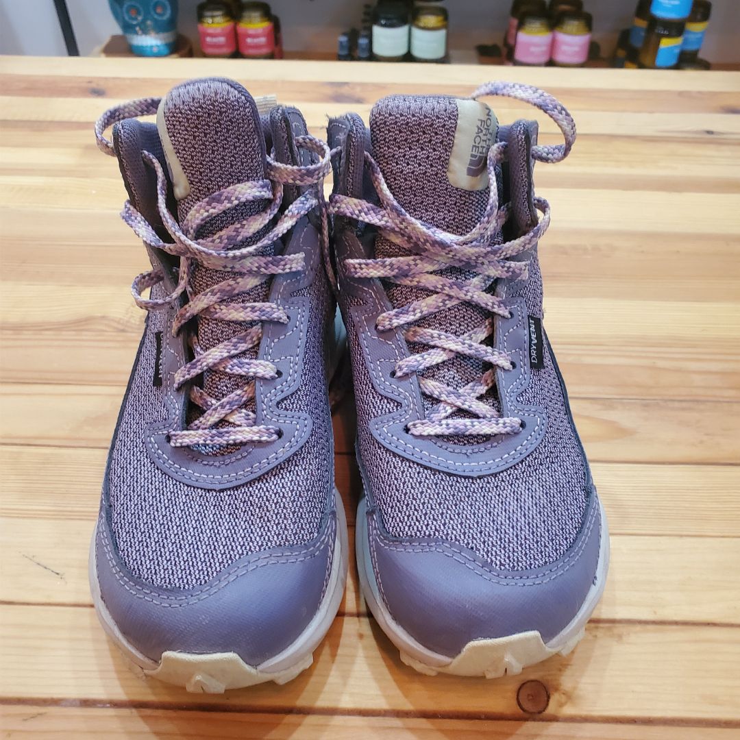 North Face Mid hiking boot purple, 1