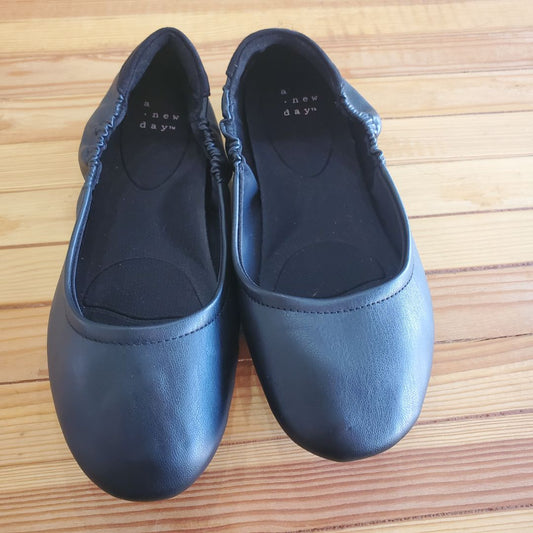 A New Day Flats black, 6.5 womens