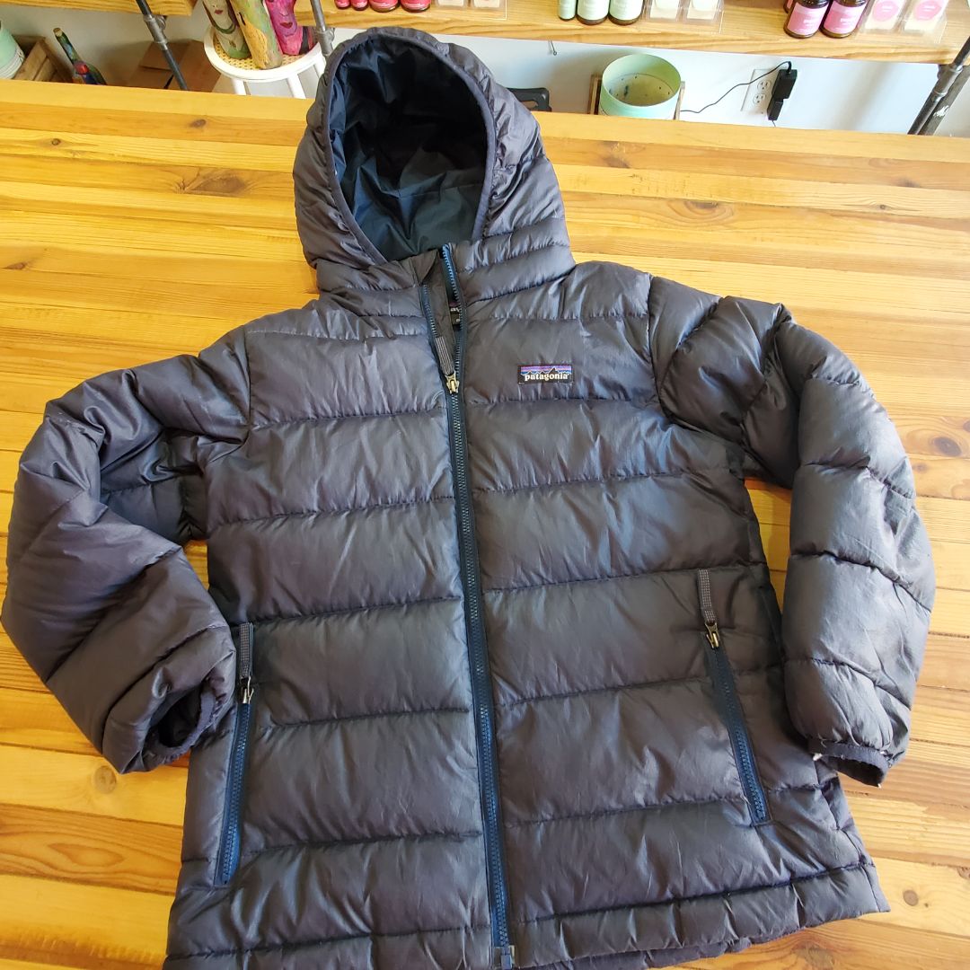 Patagonia Puffer with hood, 7-8,Navy