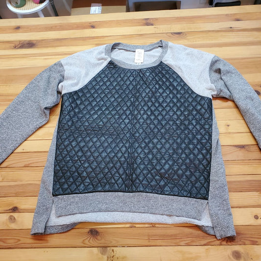 Over The Top Long sleeve quilted front, 12,Grey